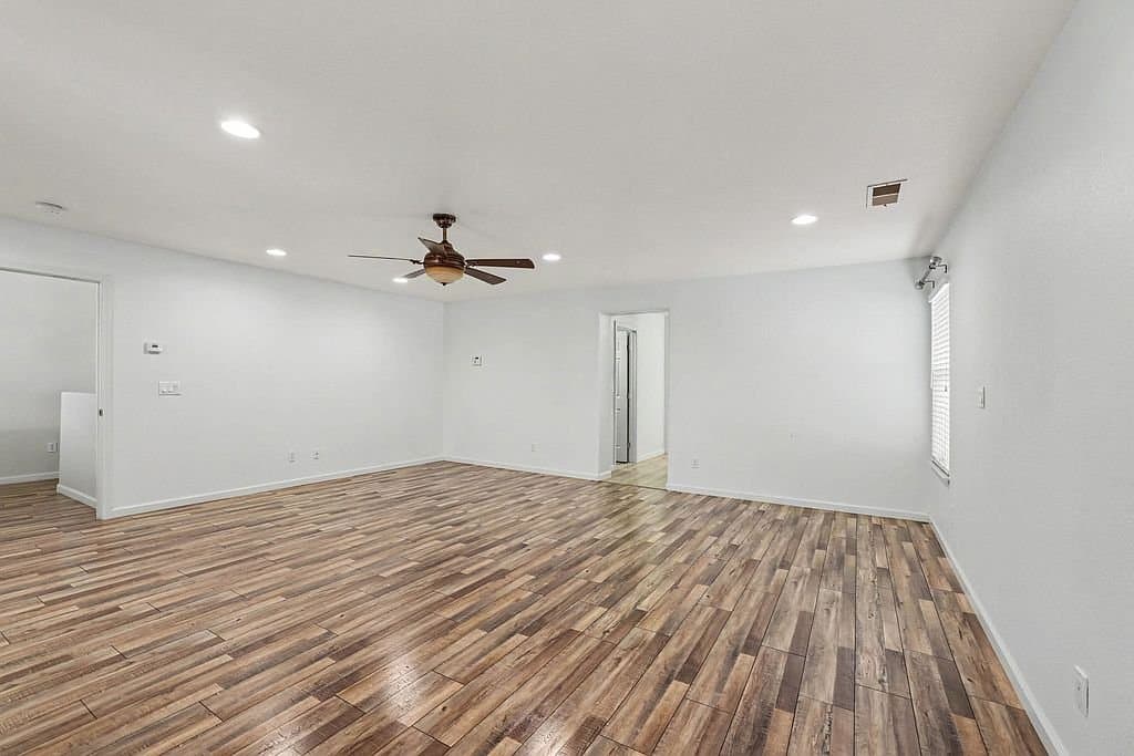 Antioch House: 4561 Temblor Way