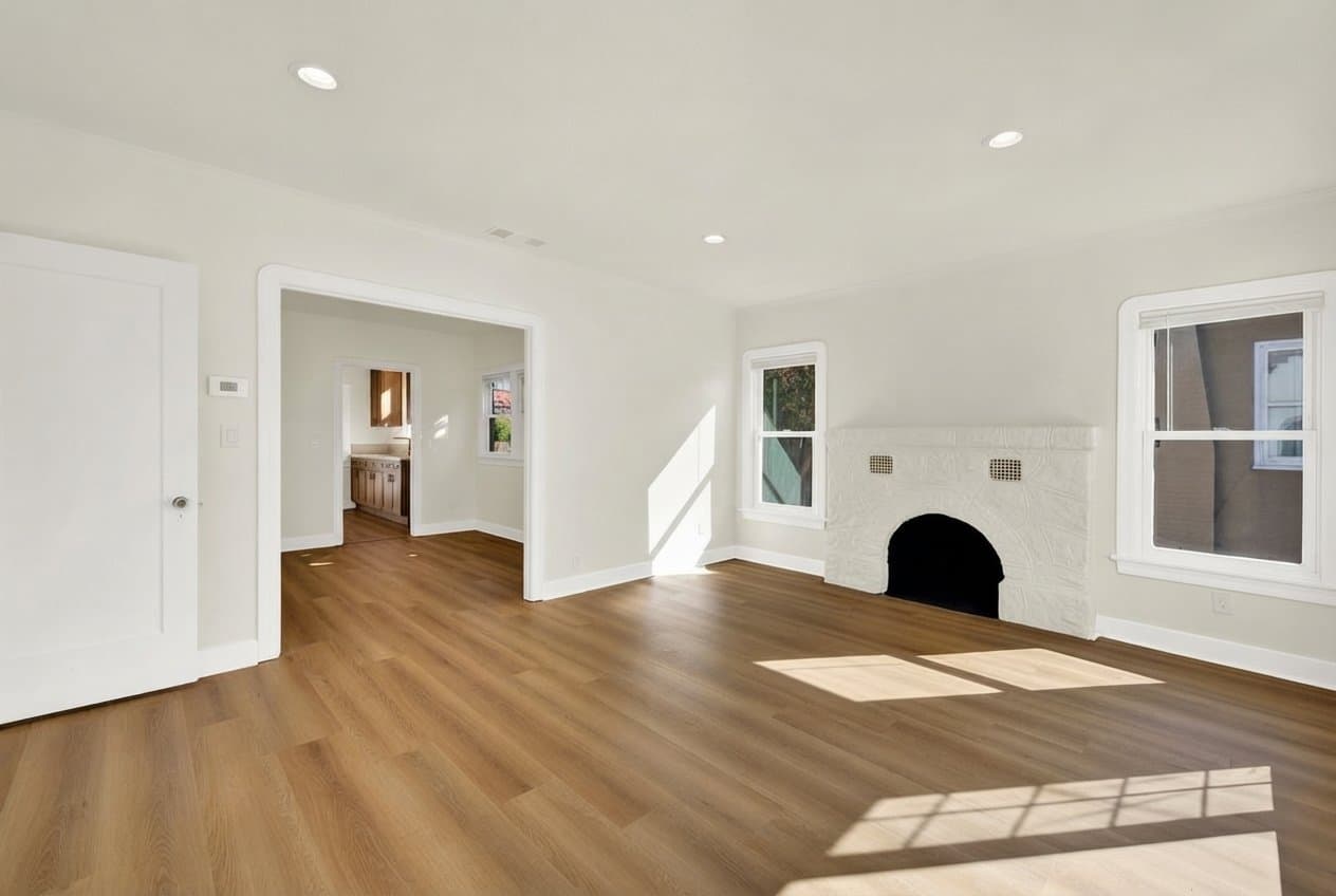 Vallejo House: 1444 Alabama St