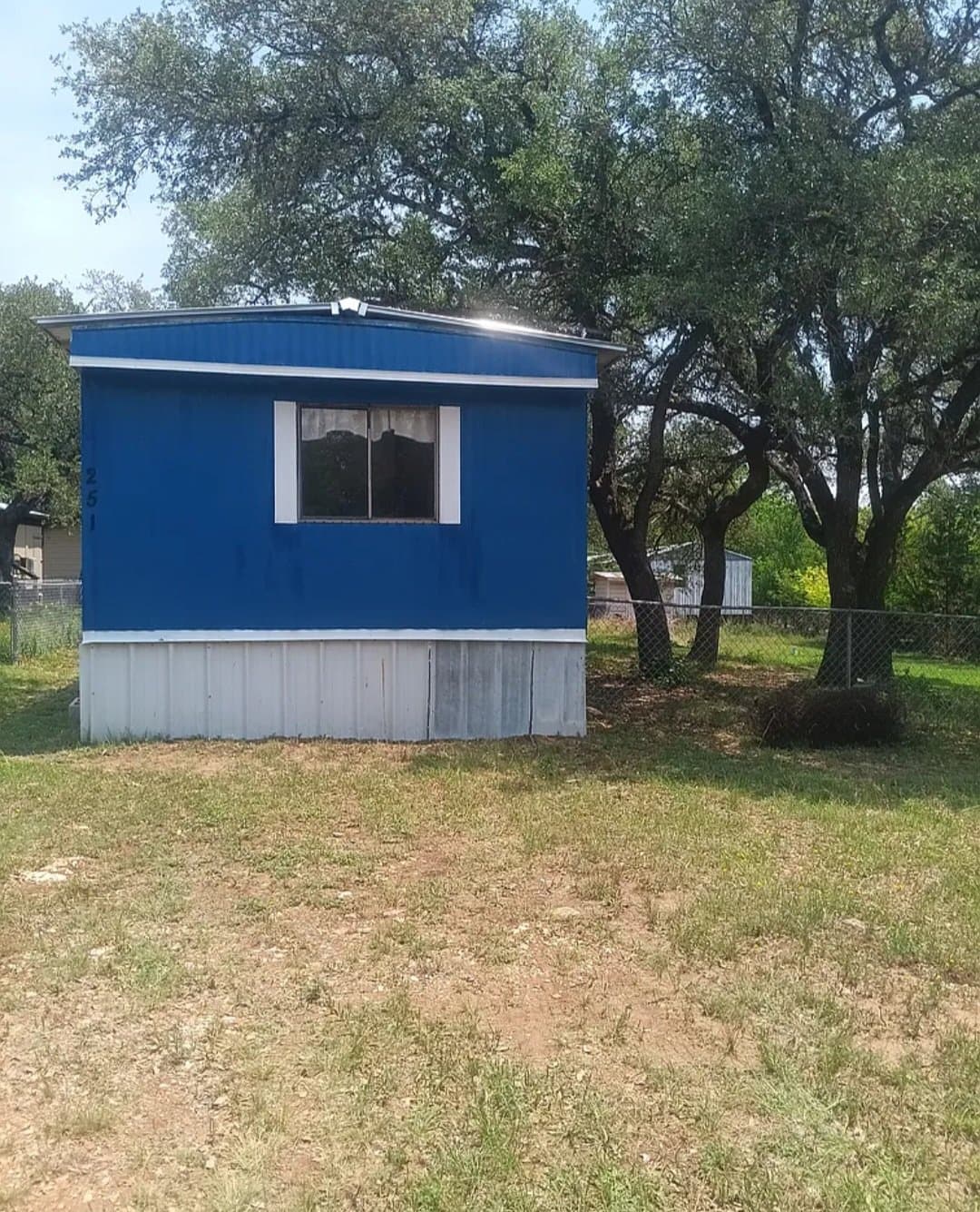 Canyon Lake House: 251 Valleyview St
