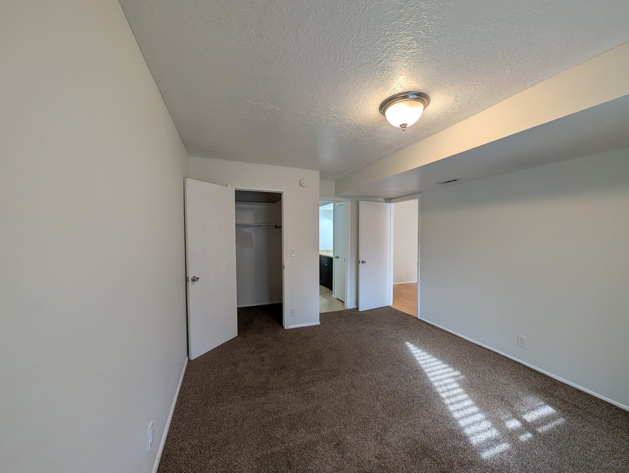 North Salt Lake Condo: 55 W Center St