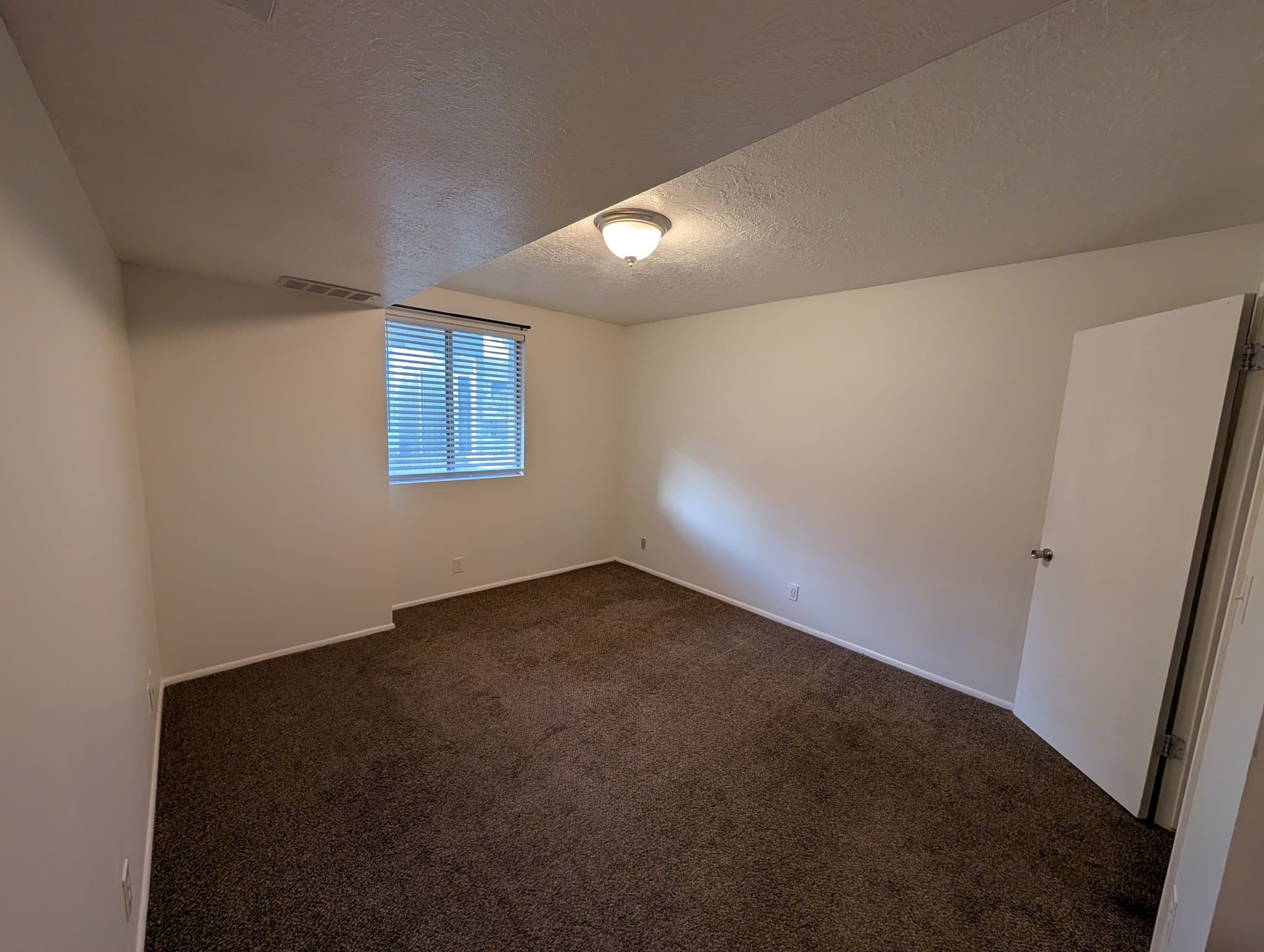 North Salt Lake Condo: 55 W Center St