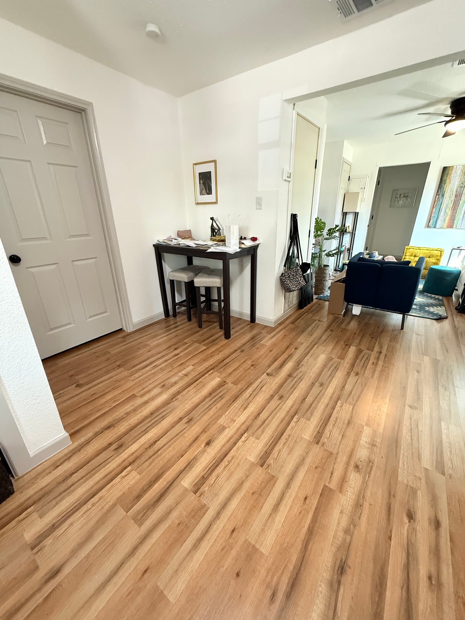 San Antonio House: 267 Continental Ave