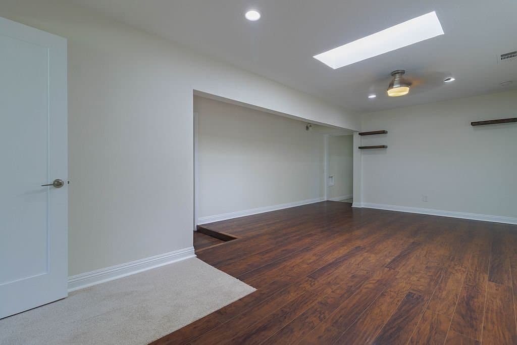 San Bernardino House: 268 E 45th St