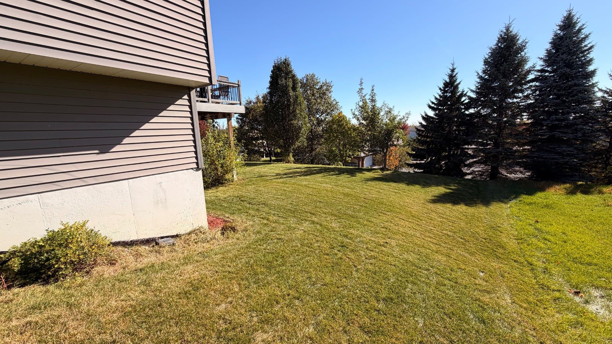 Lakeville House: 20532 Hartford Way