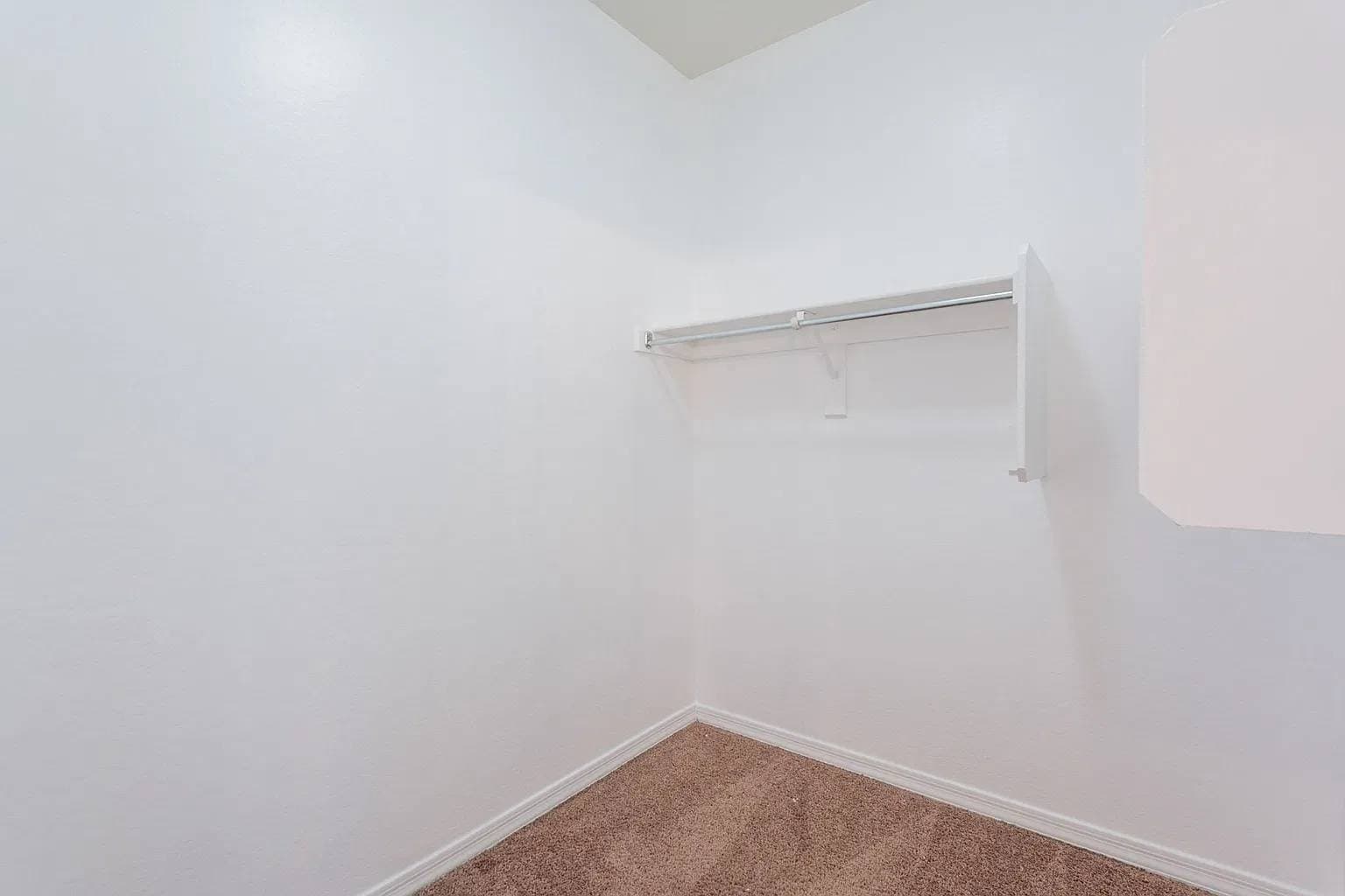 Maricopa House: 41251 W Barcelona Dr
