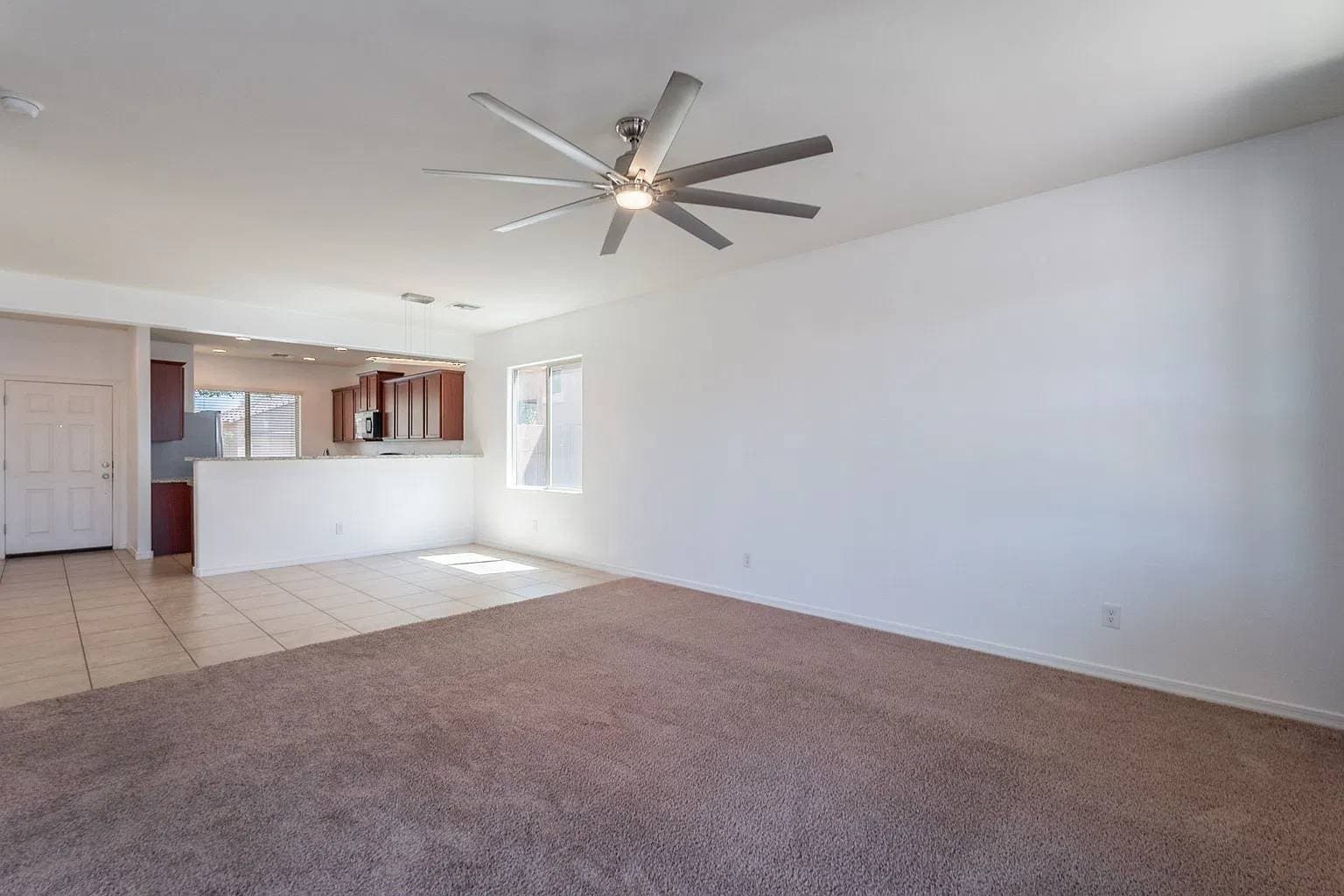 Maricopa House: 41251 W Barcelona Dr