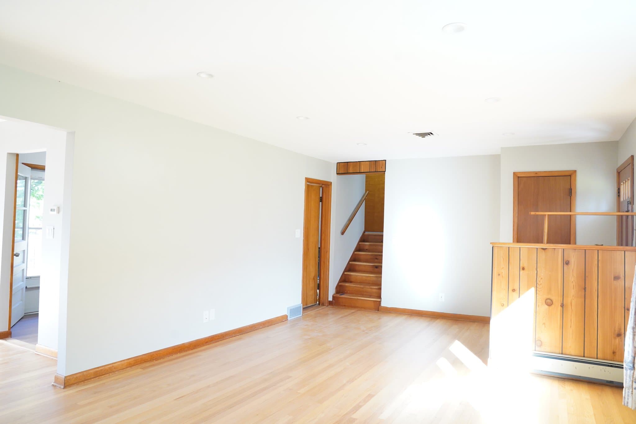Latham House: 22 Homestead Dr