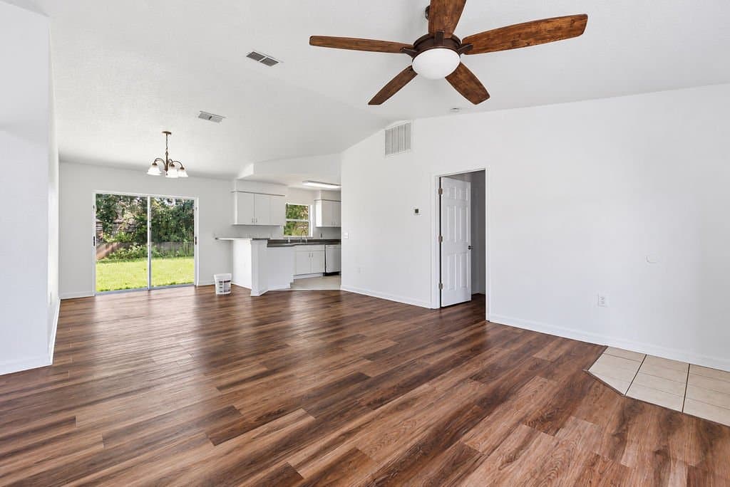 Tampa Multiplex: 10015 Oslin St