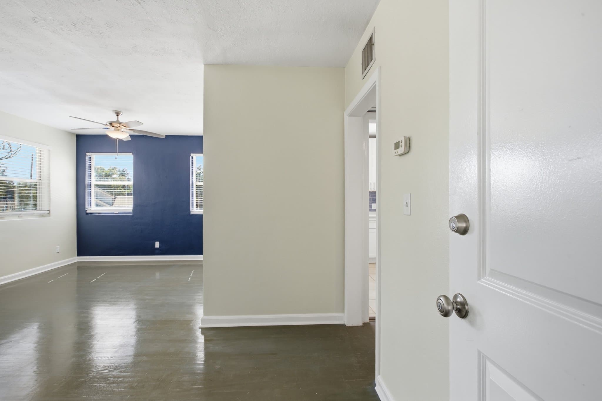 Jacksonville Multiplex: 2542-2544 Spring Park Rd