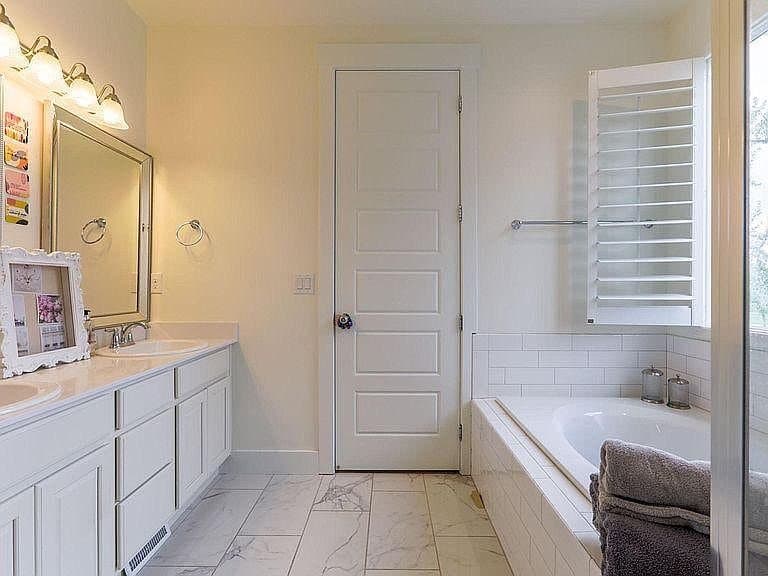 Lehi House: 2583 W 1910 N