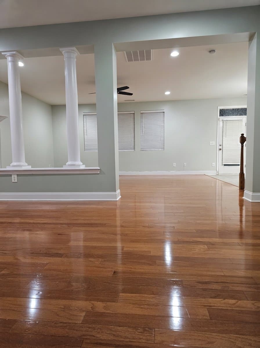 CARY House: 107 Deer Isle Ct