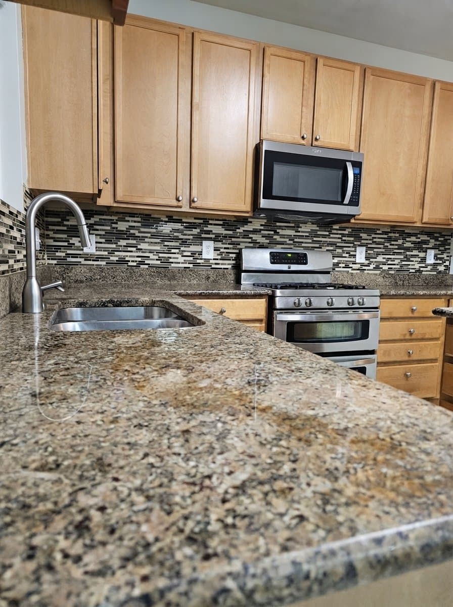 CARY House: 107 Deer Isle Ct