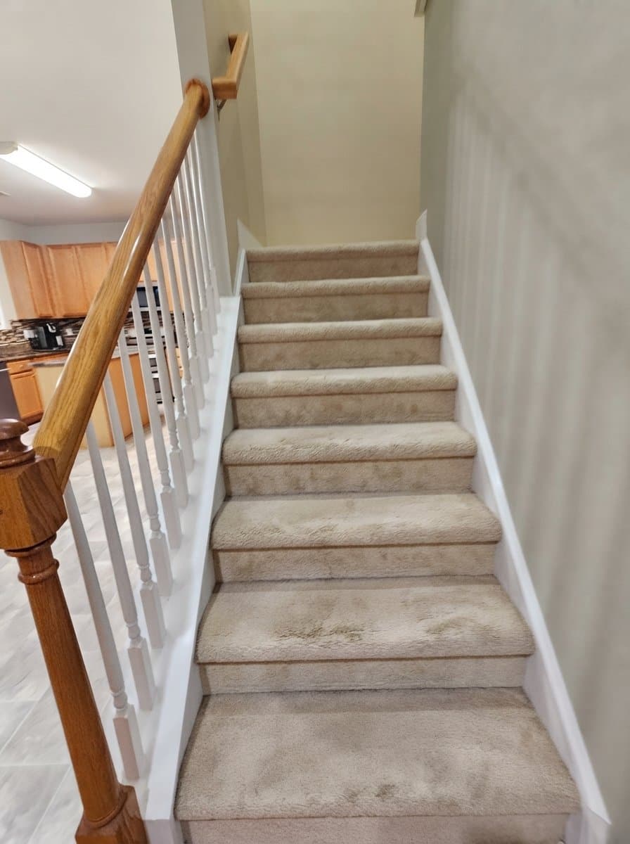 CARY House: 107 Deer Isle Ct