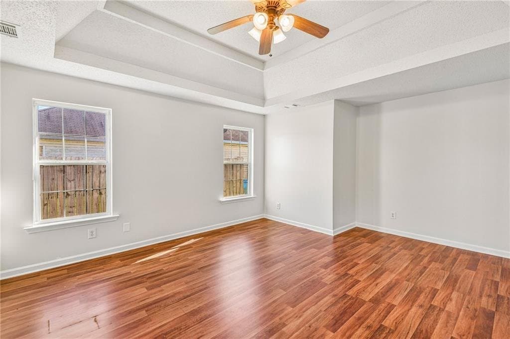 Warner Robins House: 902 Haverhill Cir