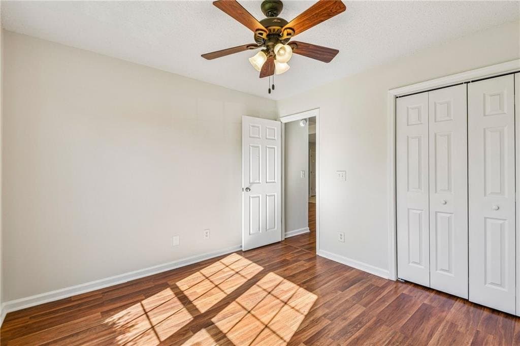 Warner Robins House: 902 Haverhill Cir