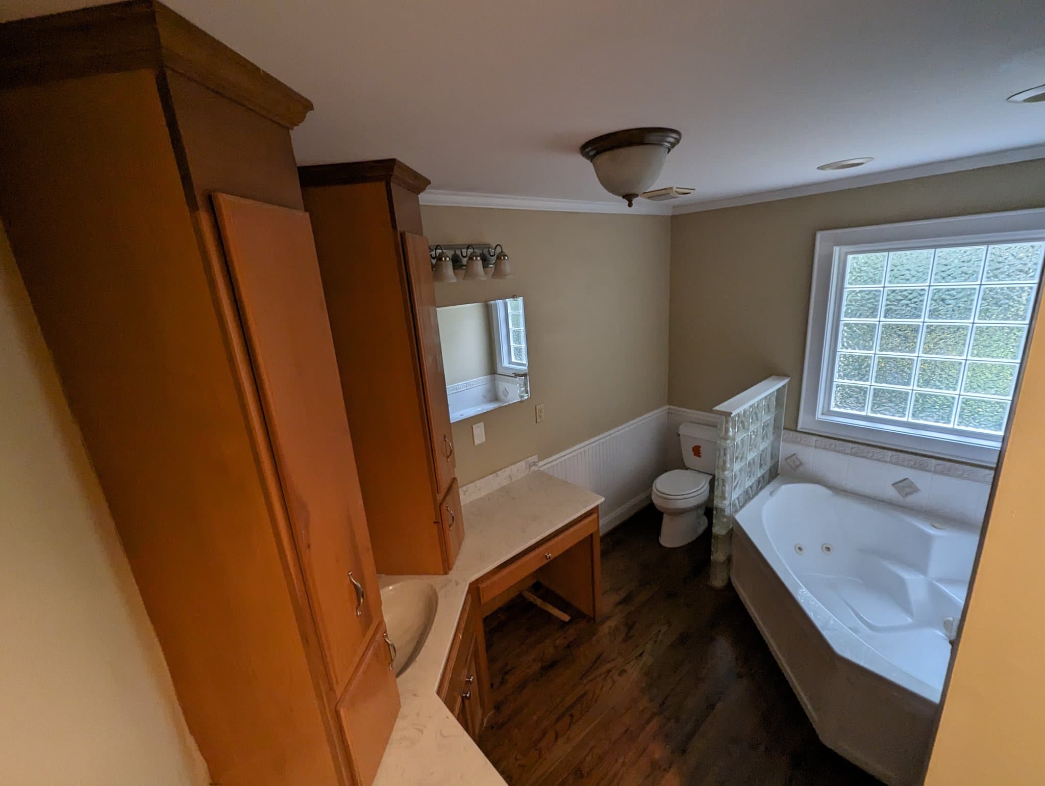 anderson House: 302 West Fredericks Street