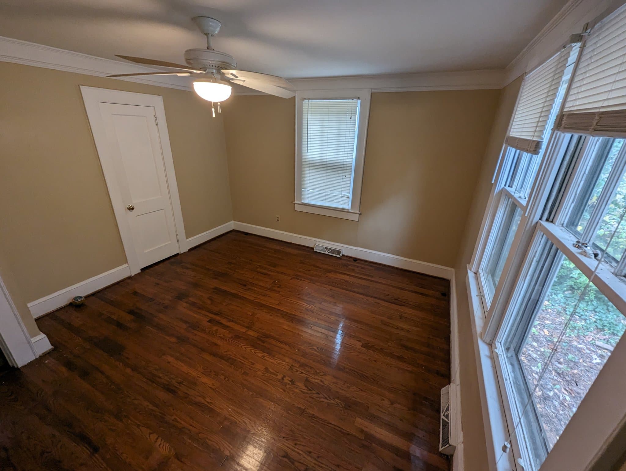 anderson House: 302 West Fredericks Street