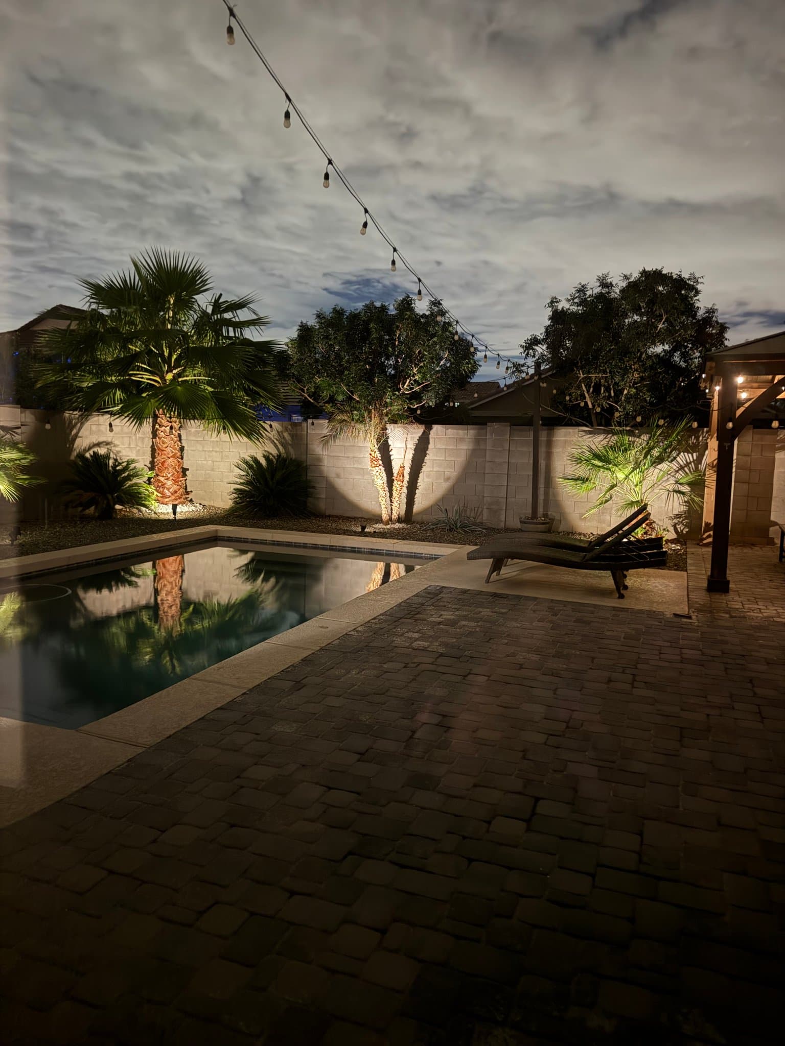 Surprise House: 15835 W Banff Ln