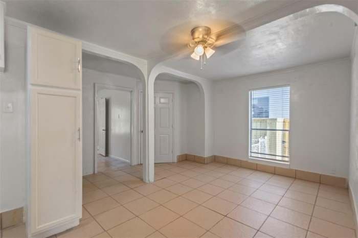 Irving House: 711 Hilltop Dr