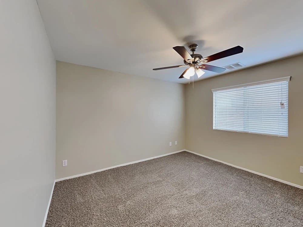 Laveen House: 7319 W Magdalena Ln