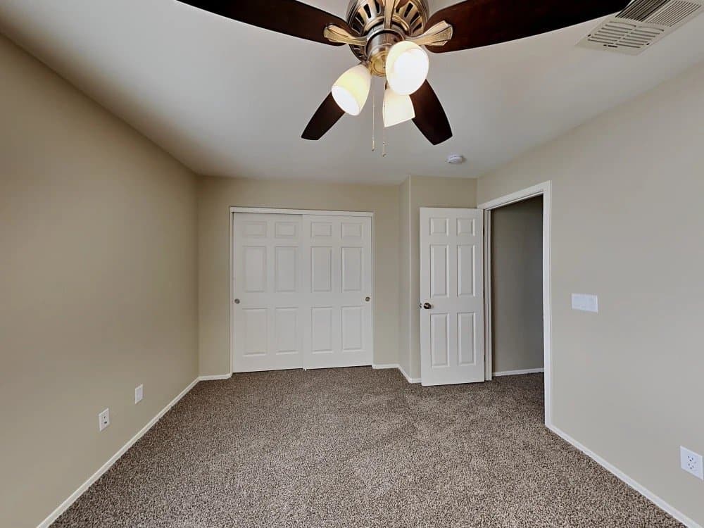 Laveen House: 7319 W Magdalena Ln
