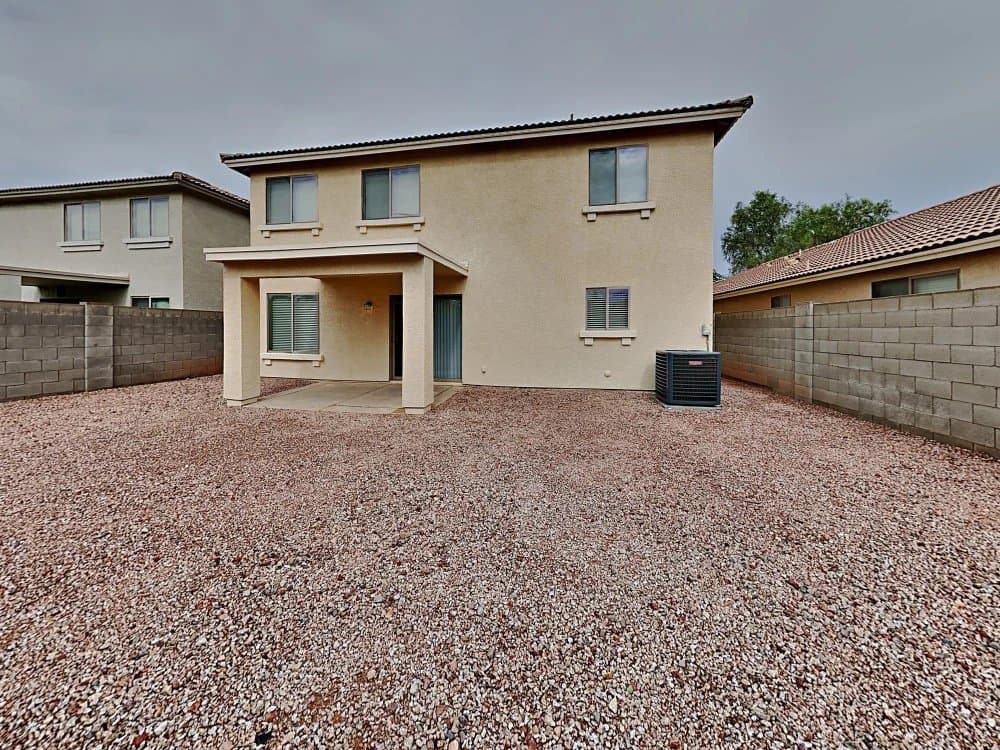 Laveen House: 7319 W Magdalena Ln