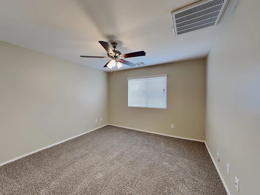 Laveen House: 7319 W Magdalena Ln