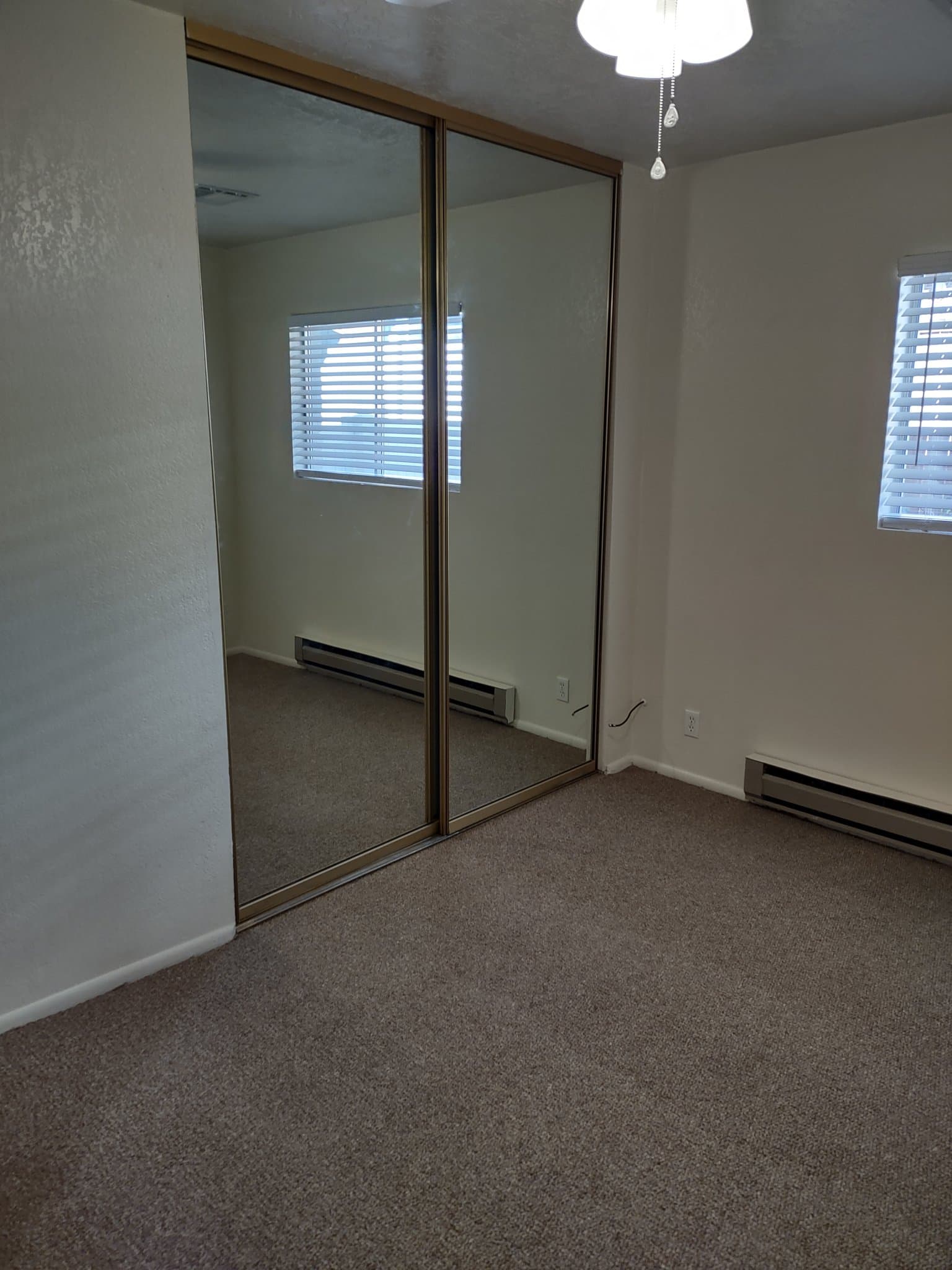 Saint George Townhome: 142 E 500 S Apt 4