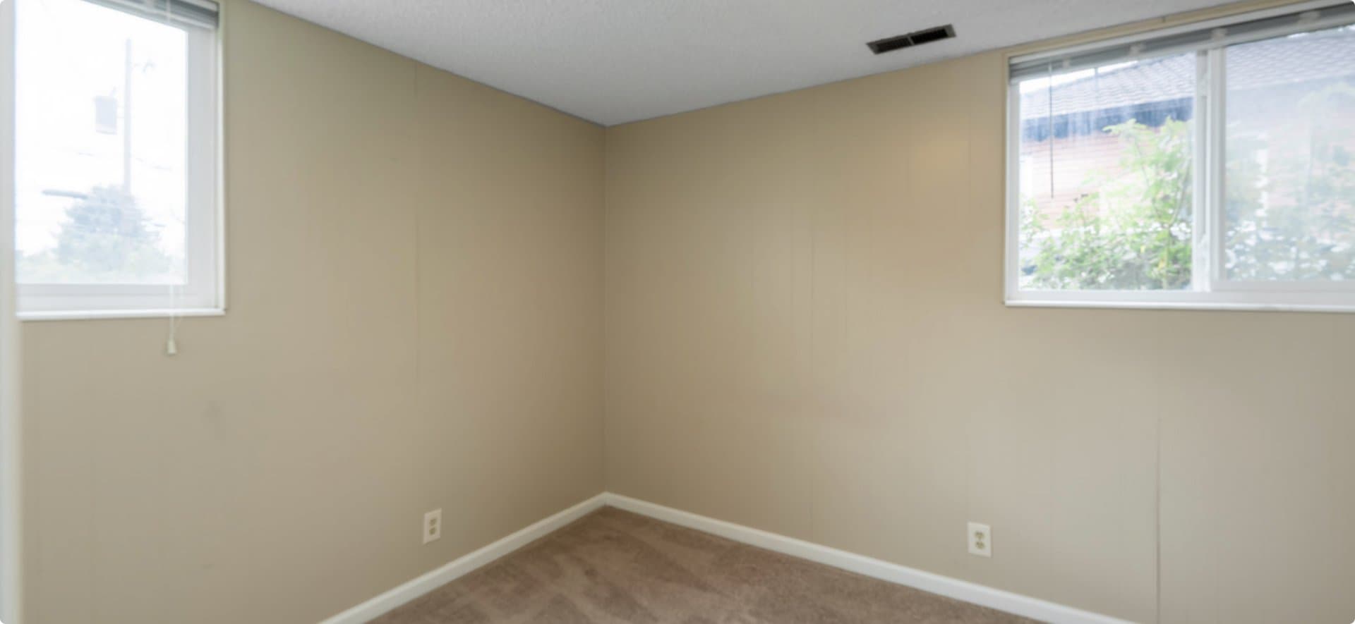 Salt Lake City House: 2370 E Logan Way