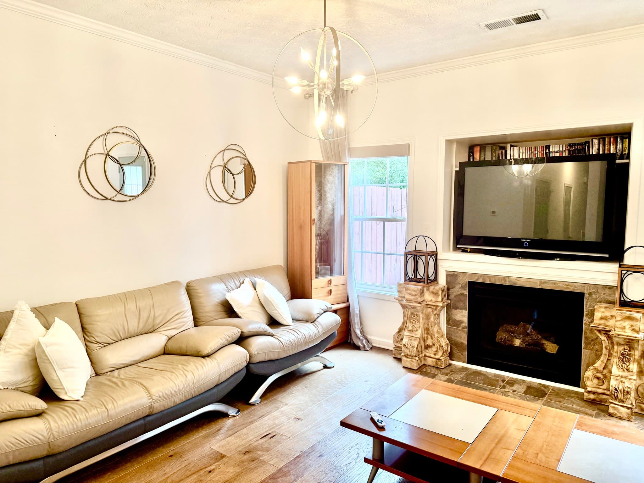 Woodstock Single Room: 138 Creekwood Dr