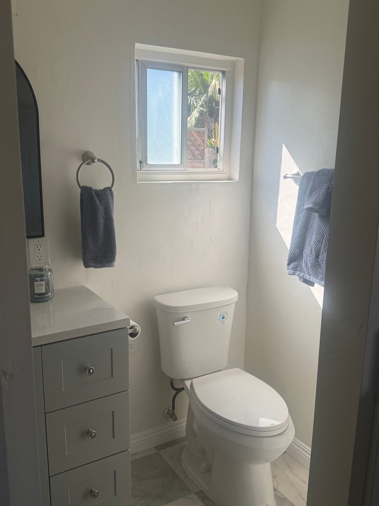 Encinitas Multiplex: 1144 Aloha Dr,