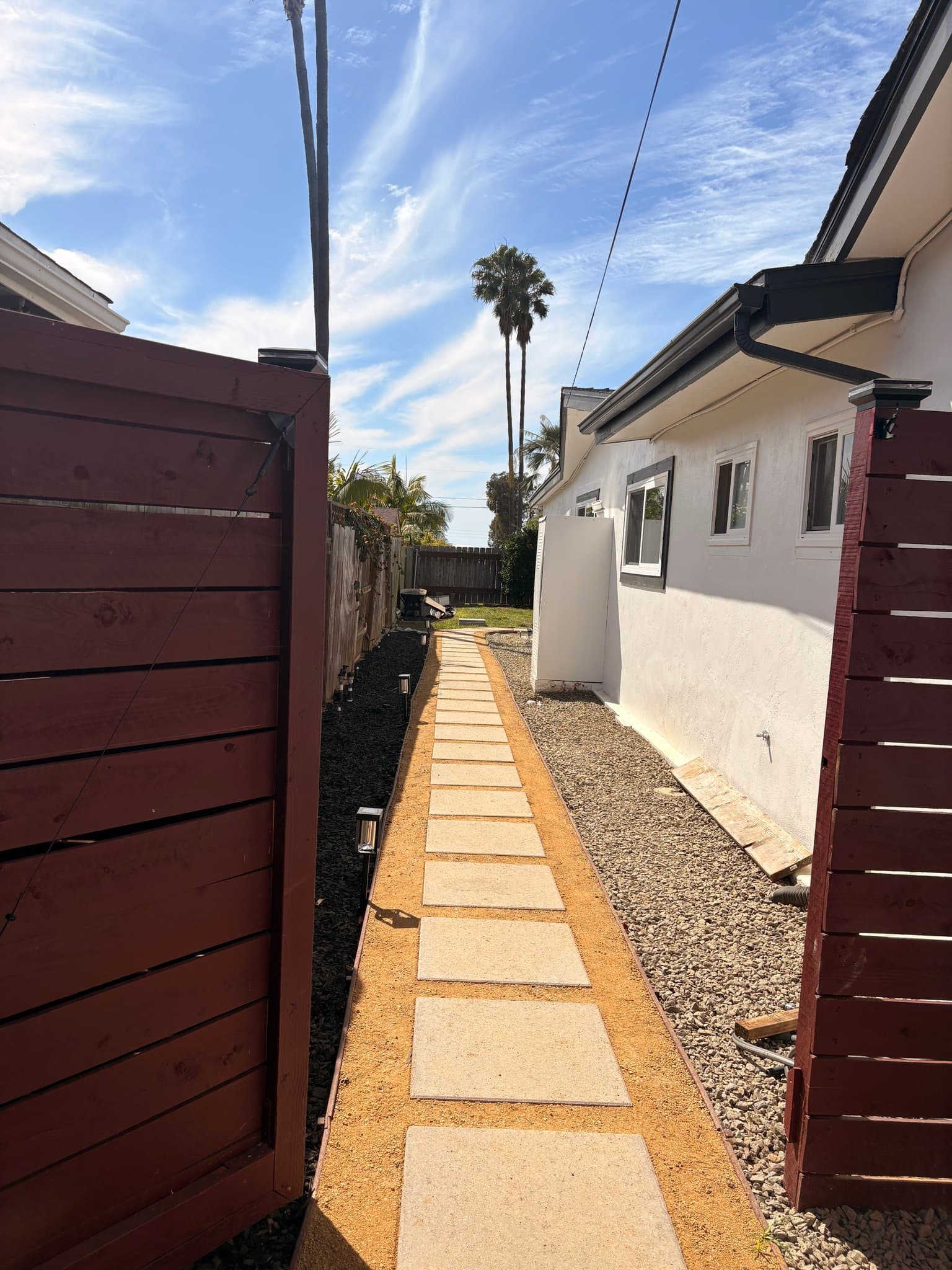 Encinitas Multiplex: 1144 Aloha Dr,