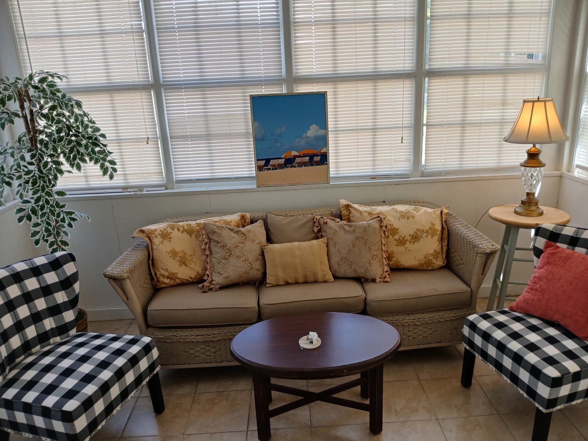 Columbia House: 3211 Bagnal Dr