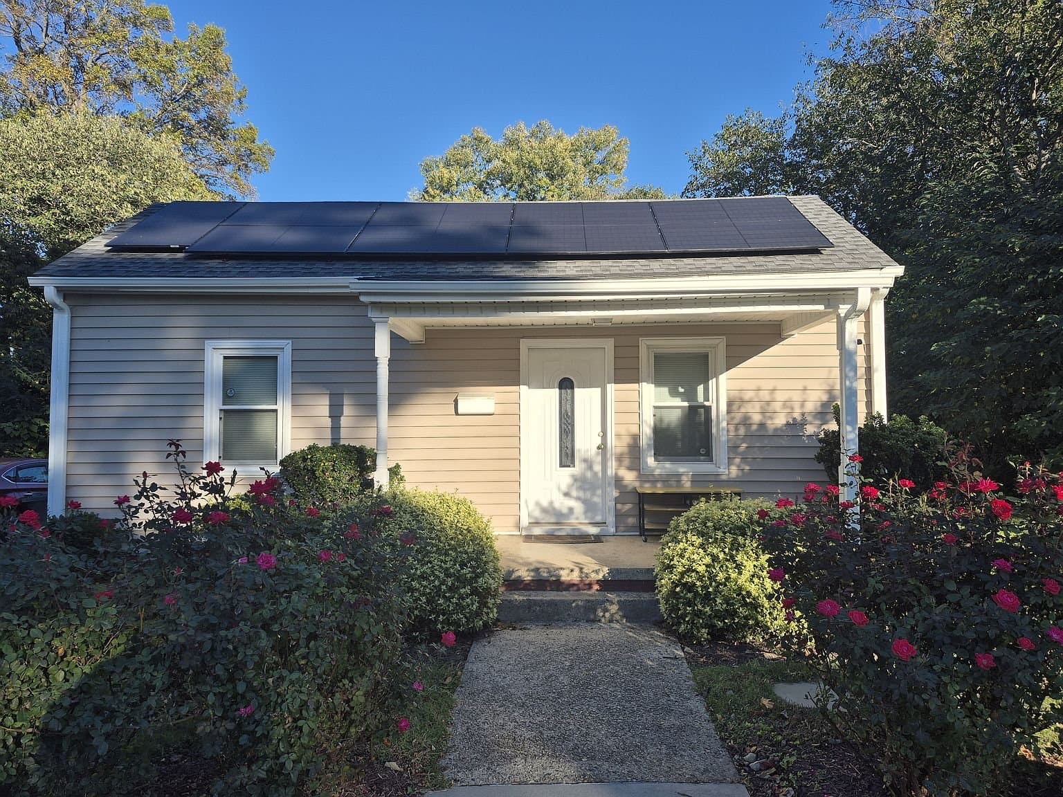 Greensboro House: 2506 Yanceyville St