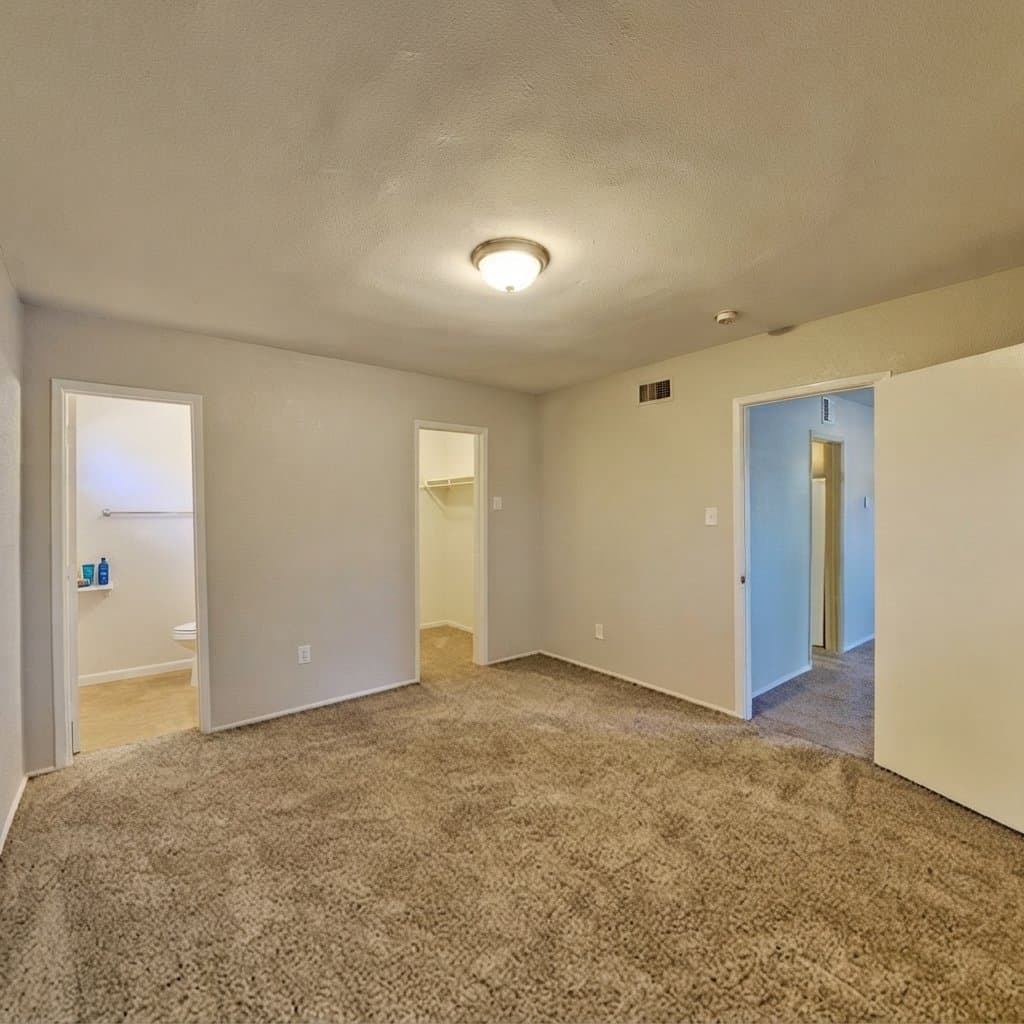 Thornton House: 1574 Oak Pl