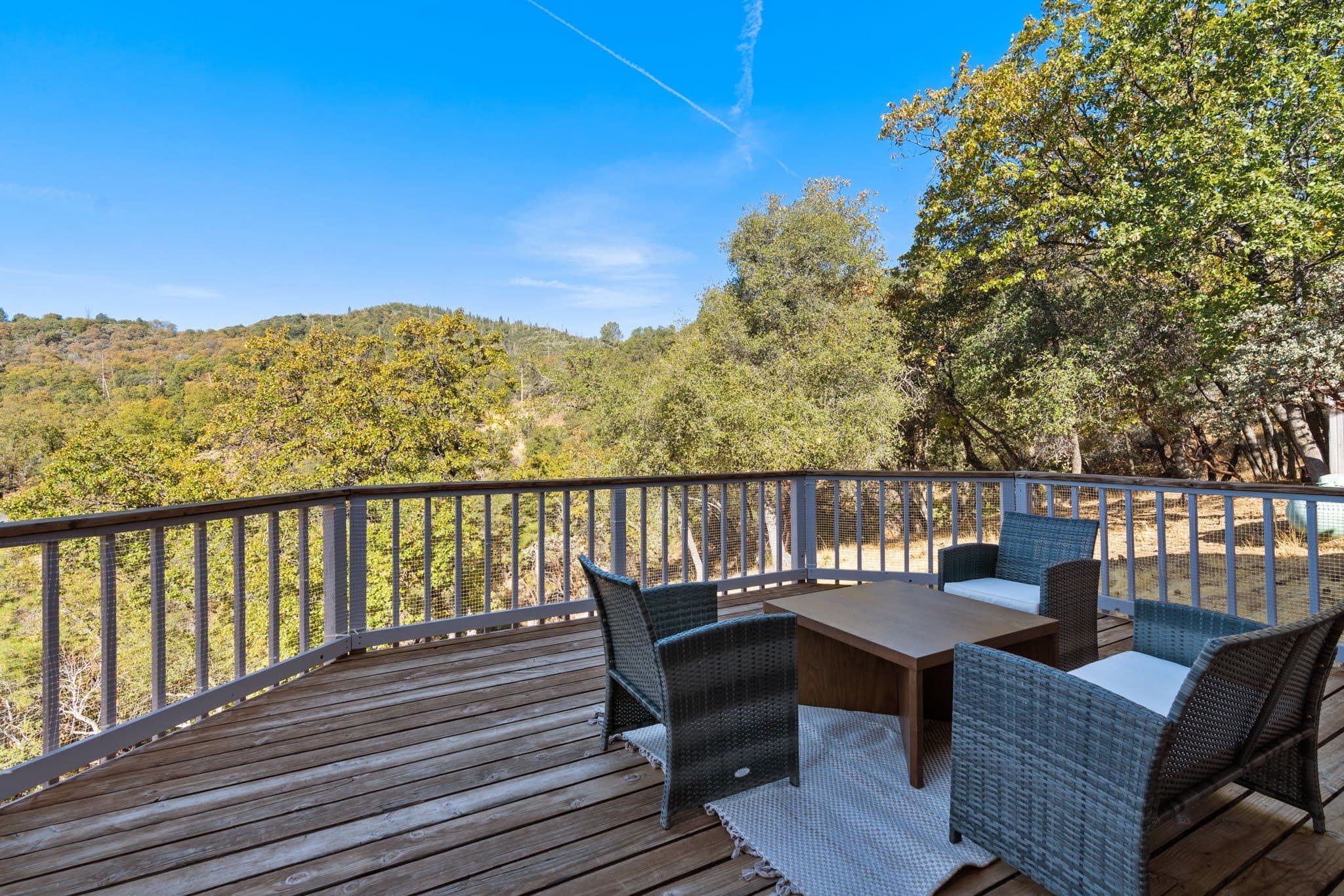 North Fork House: 53050 Ridge Top Drive