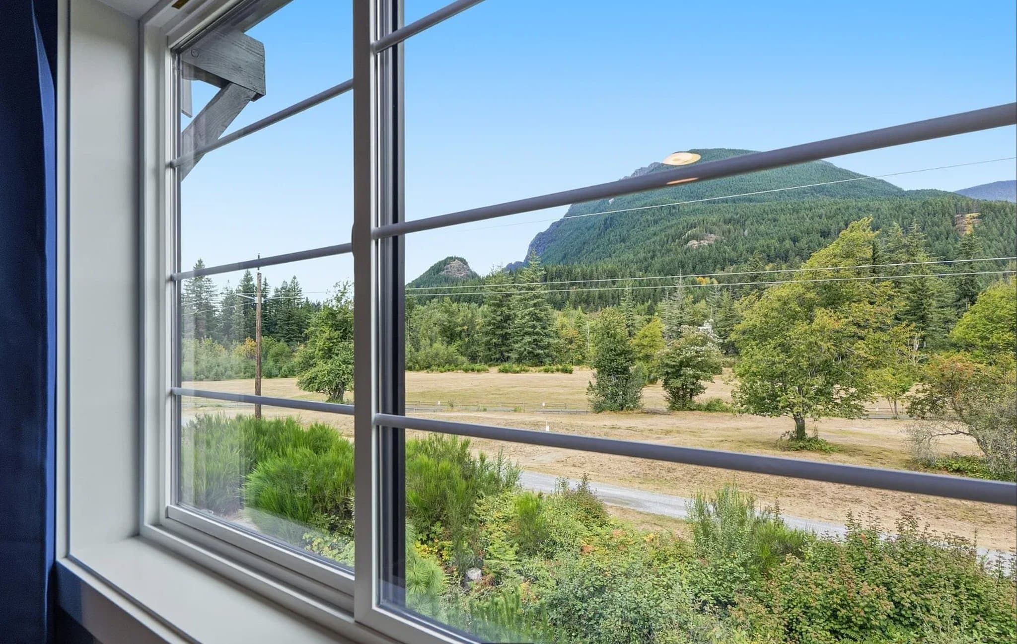 North Bend Townhome: 1906 SE 12th St