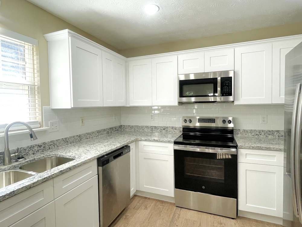 Loganville House: 4551 Beaverton Cir