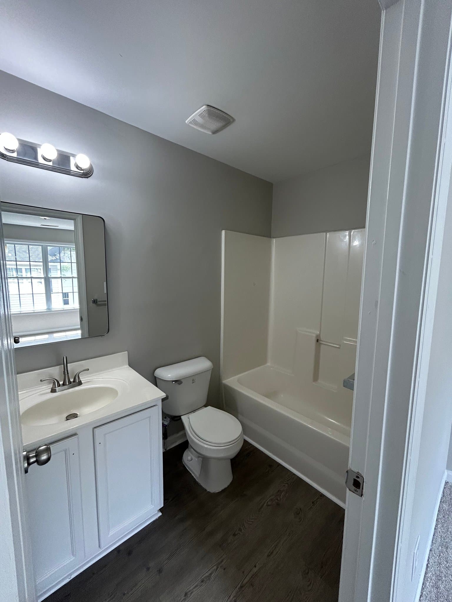 Raleigh Single Room: 644 Coleman St