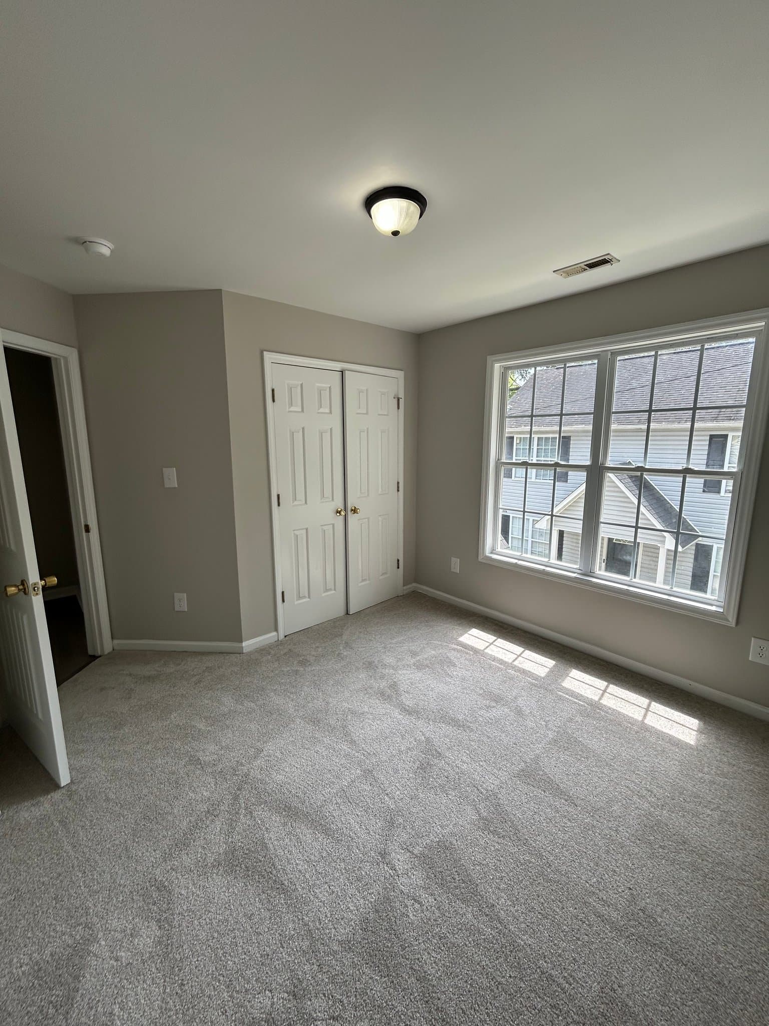Raleigh Single Room: 644 Coleman St
