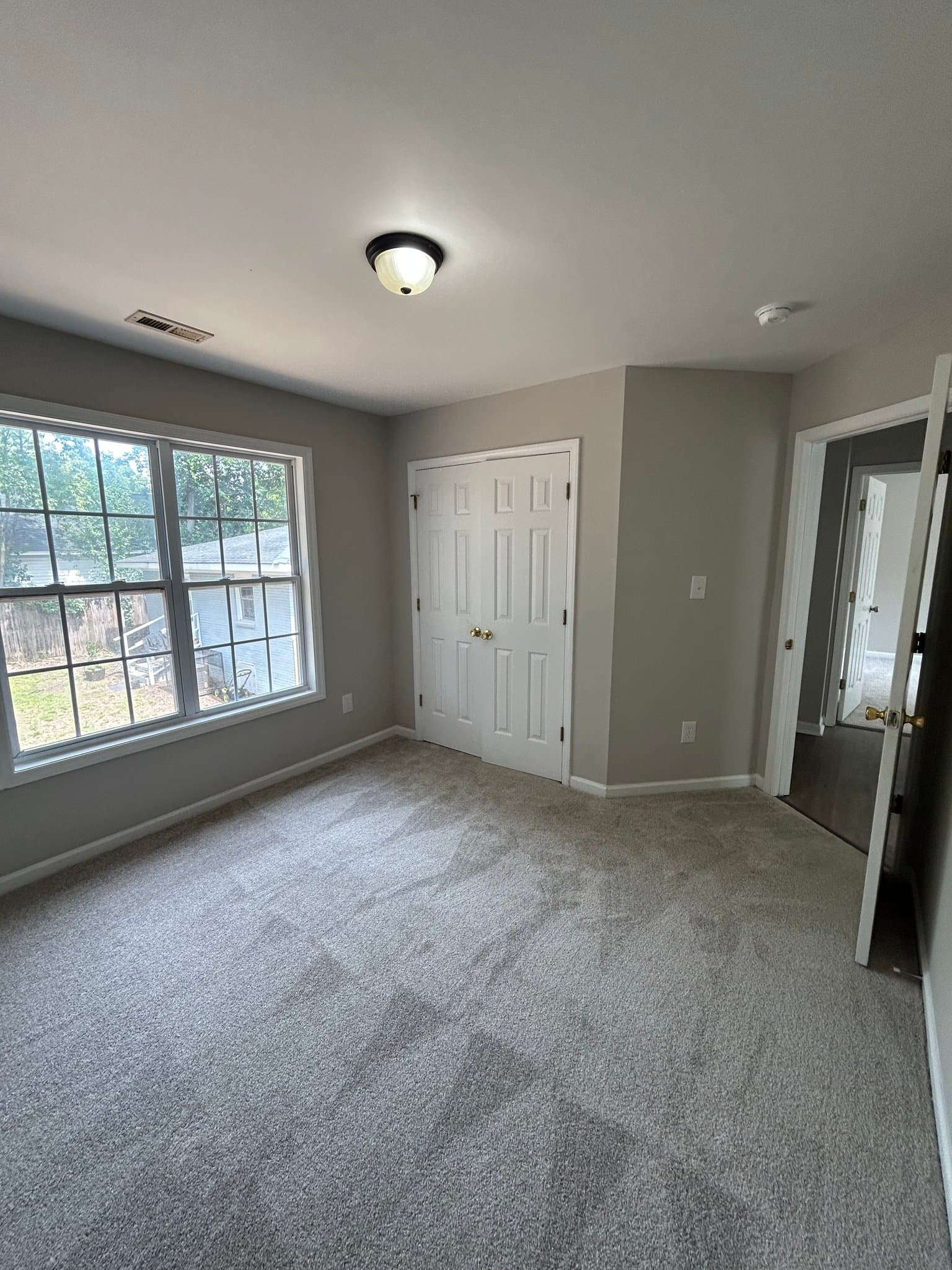 Raleigh Single Room: 644 Coleman St