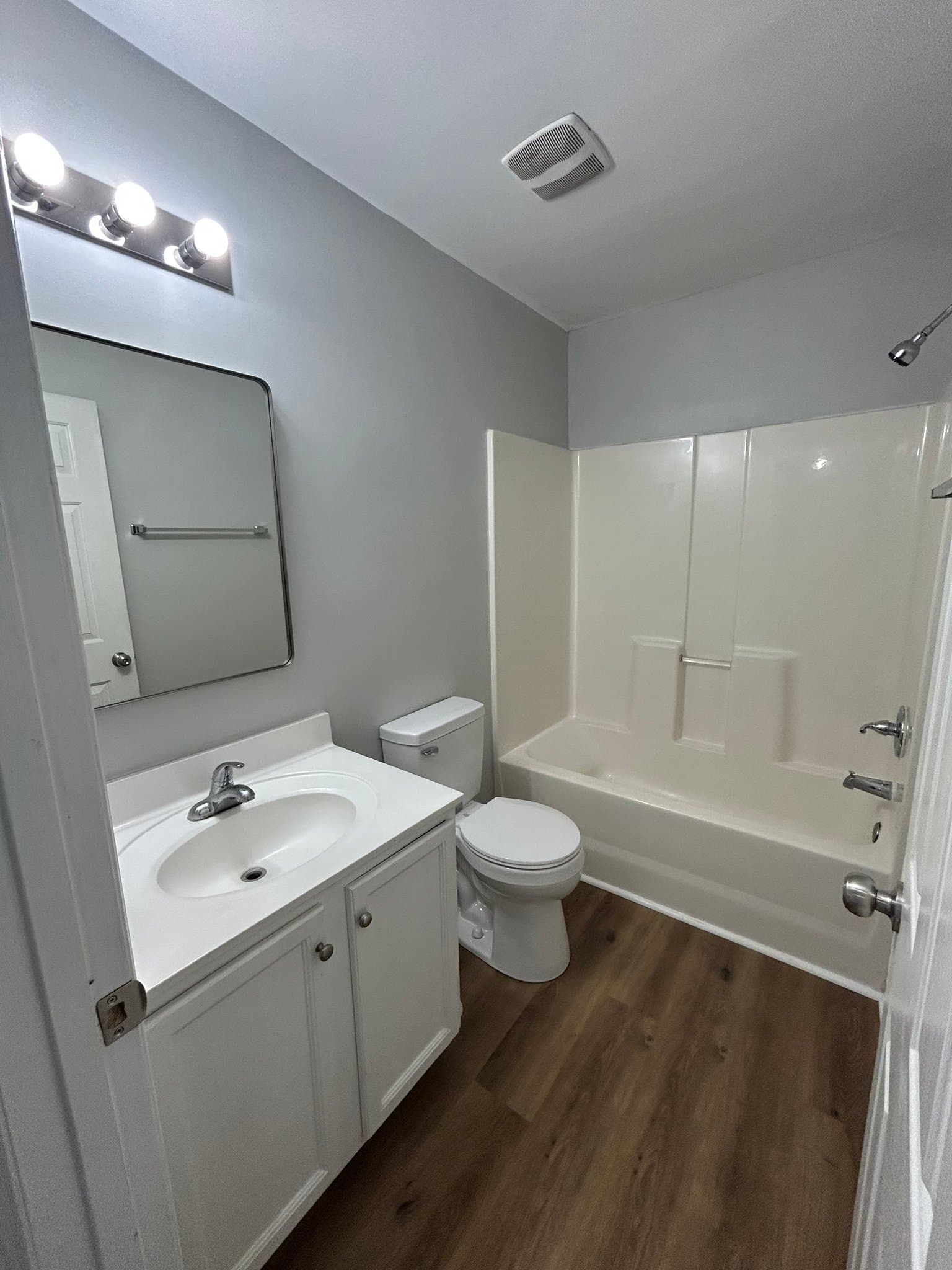 Raleigh Single Room: 644 Coleman St