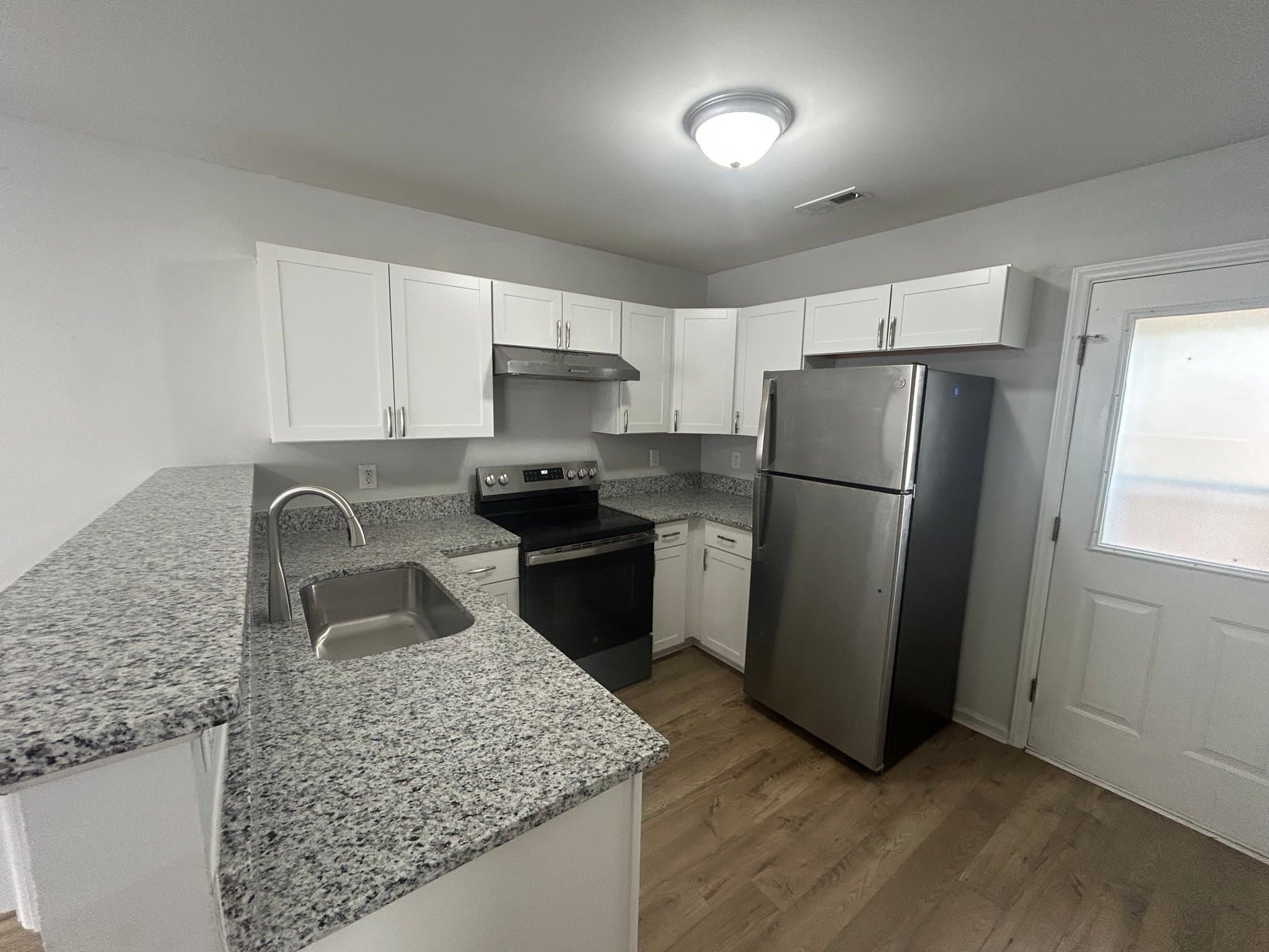 Raleigh Single Room: 644 Coleman St