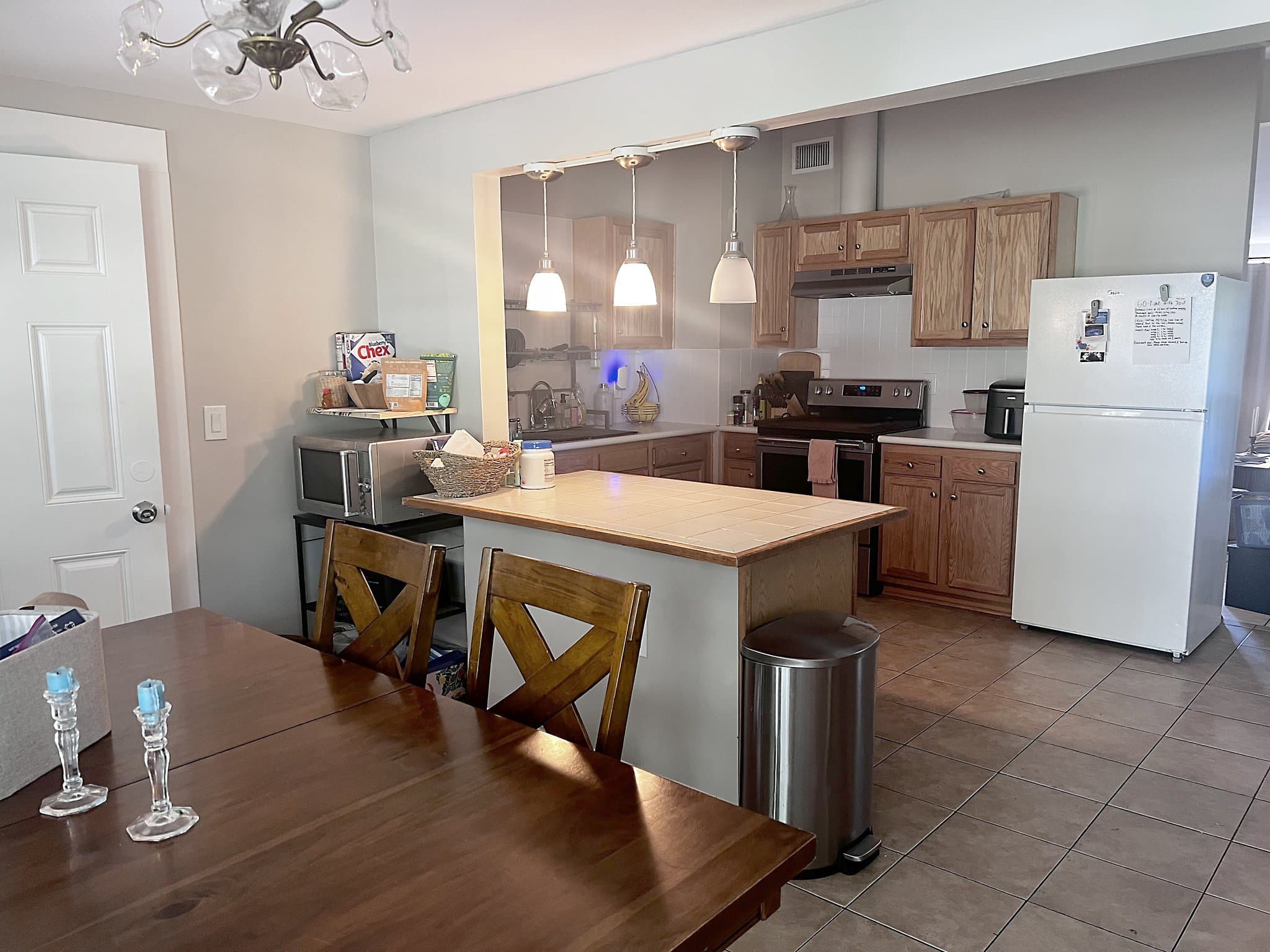 Jacksonville House: 10897 Tarin Dr