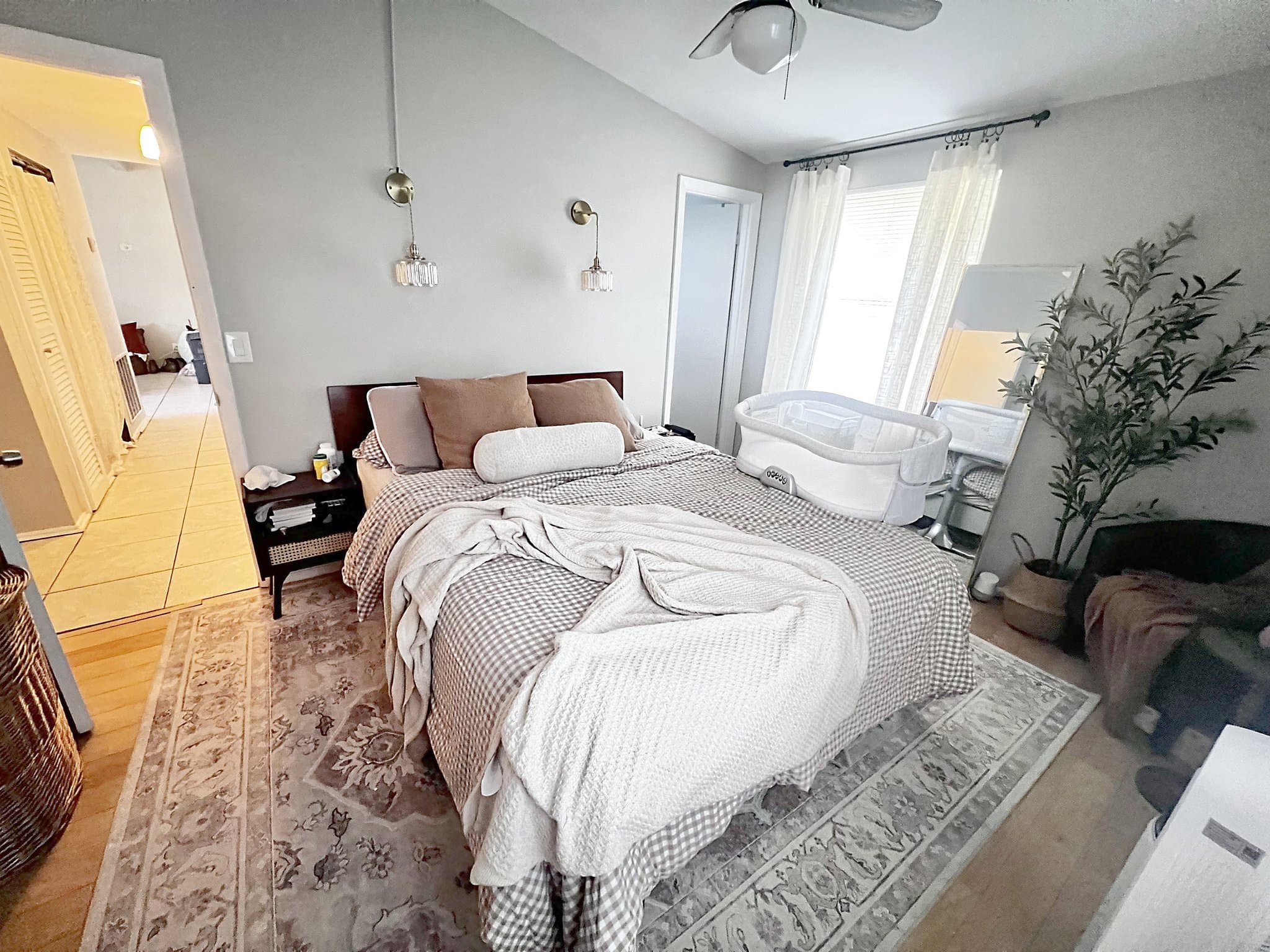 Jacksonville House: 10897 Tarin Dr