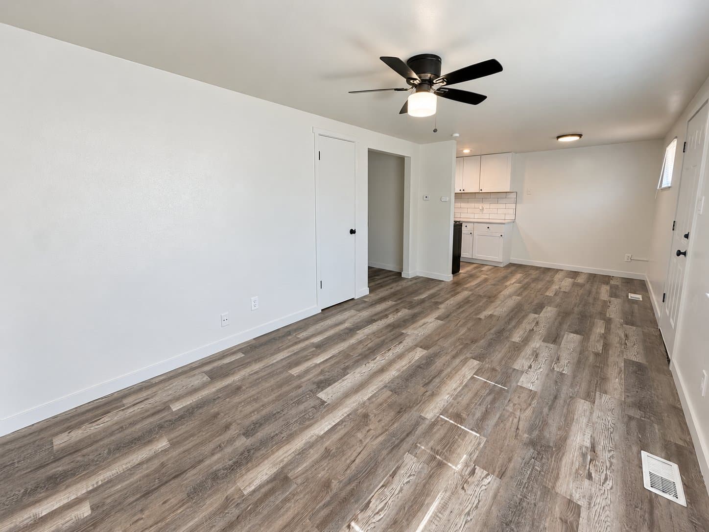 South Salt Lake Condo: 3440 S 200 E