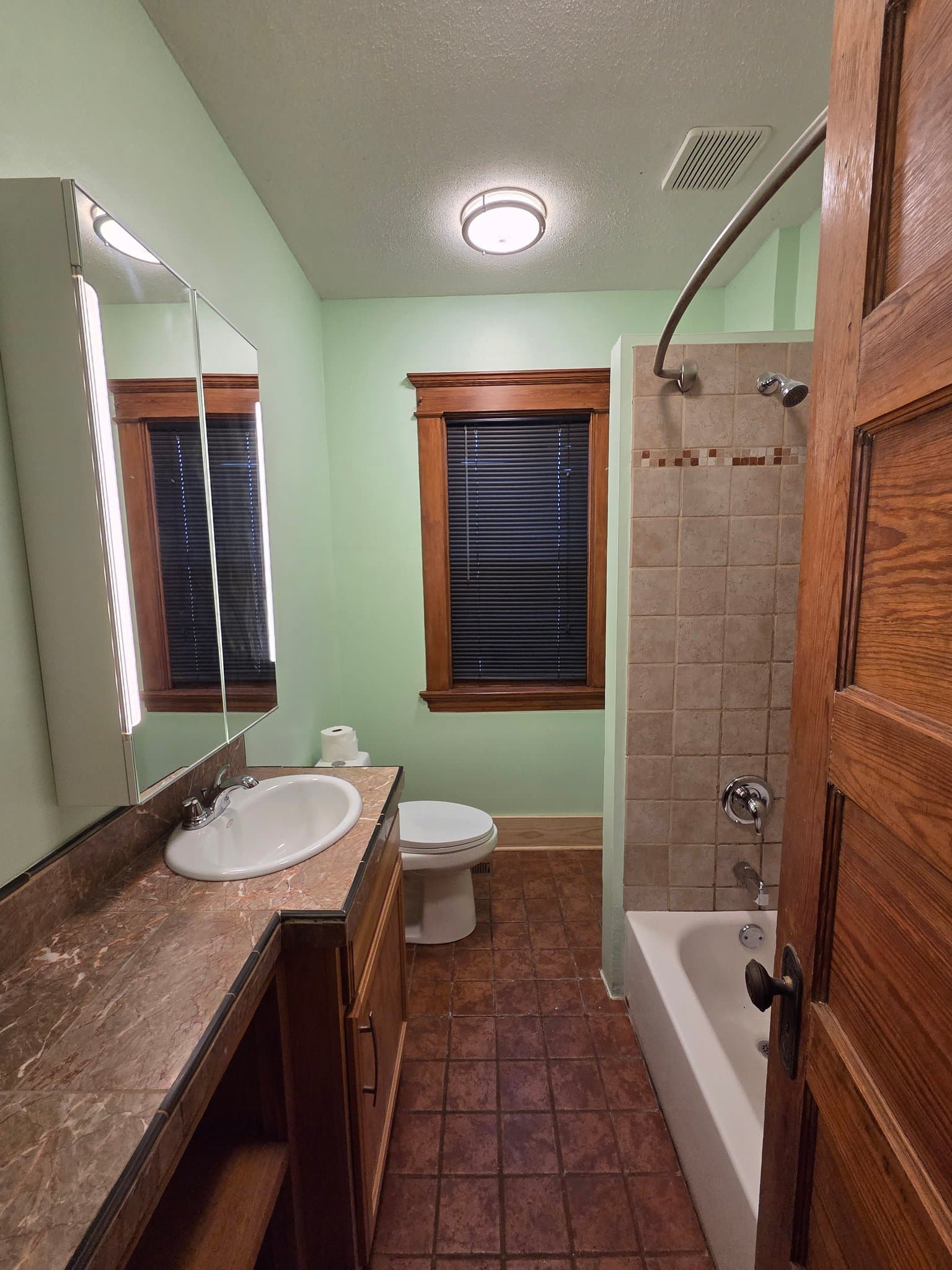 Kansas City House: 4023 McGee St