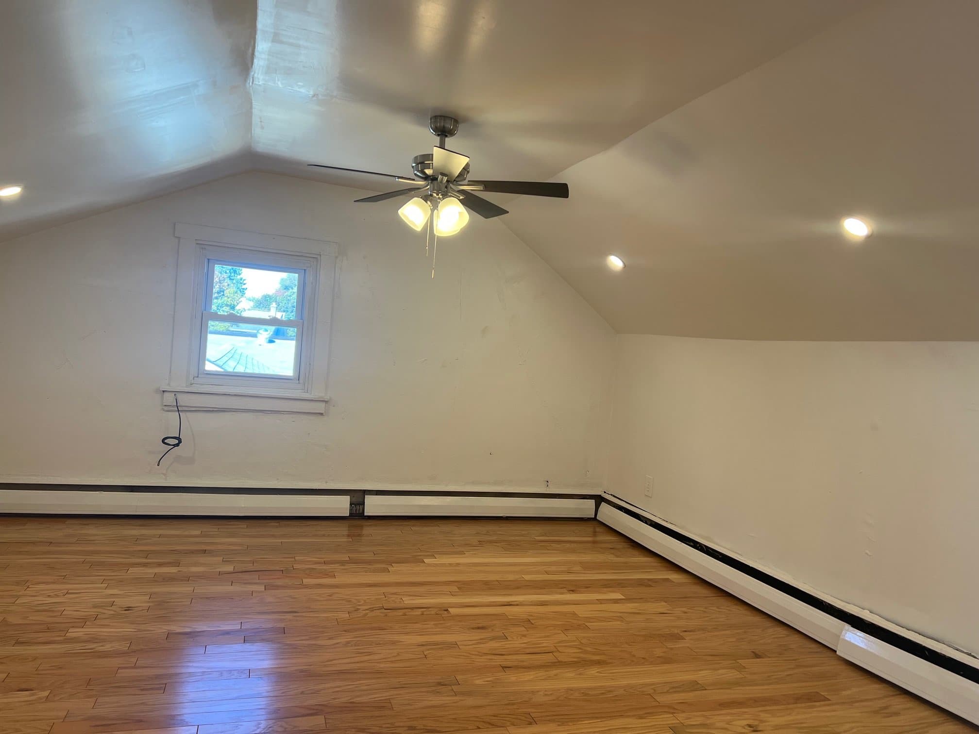 Clifton Heights Townhome: 48 North Penn Ave