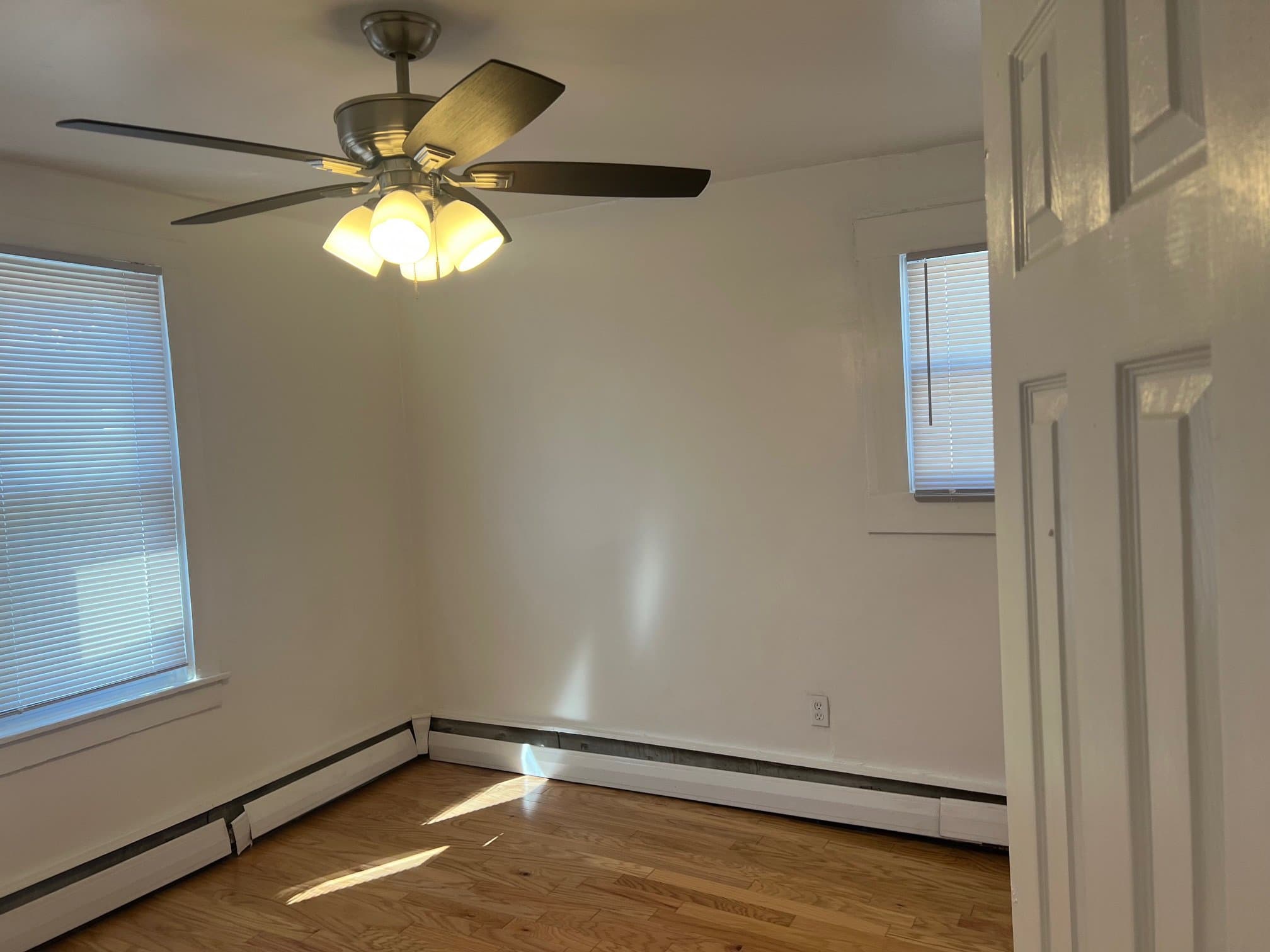 Clifton Heights Townhome: 48 North Penn Ave