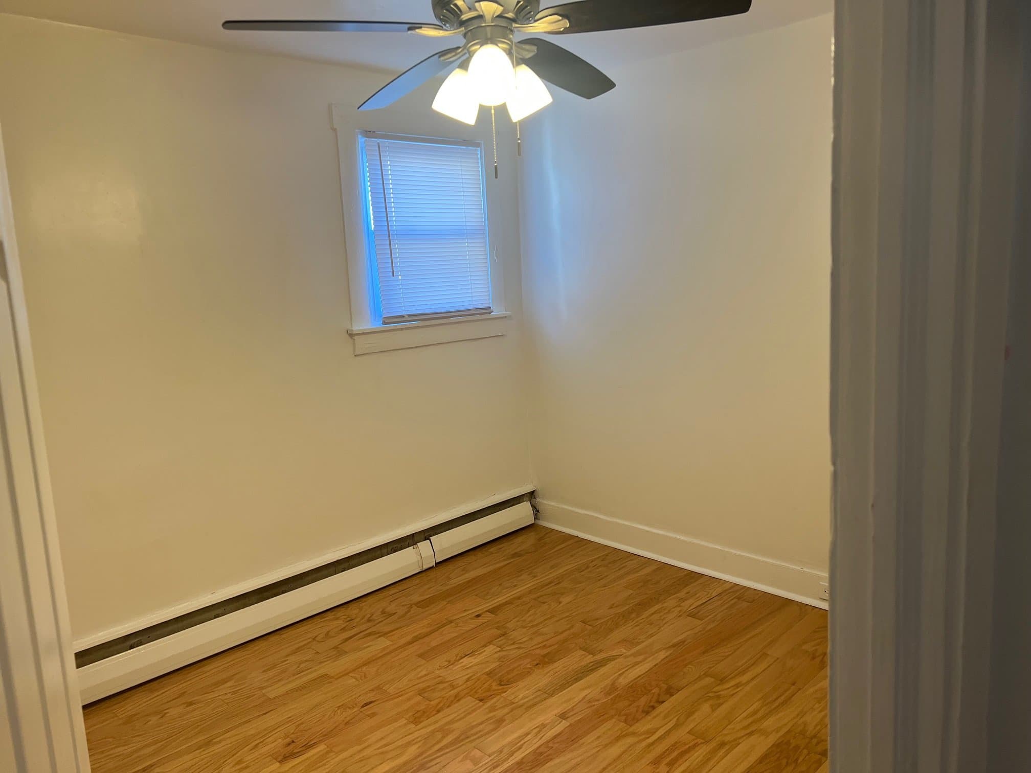Clifton Heights Townhome: 48 North Penn Ave